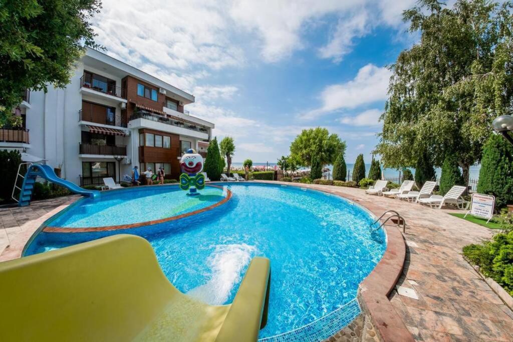 Messambria Fort Beach - Premium Apartments Елените Экстерьер фото