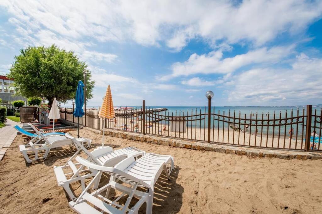 Messambria Fort Beach - Premium Apartments Елените Экстерьер фото